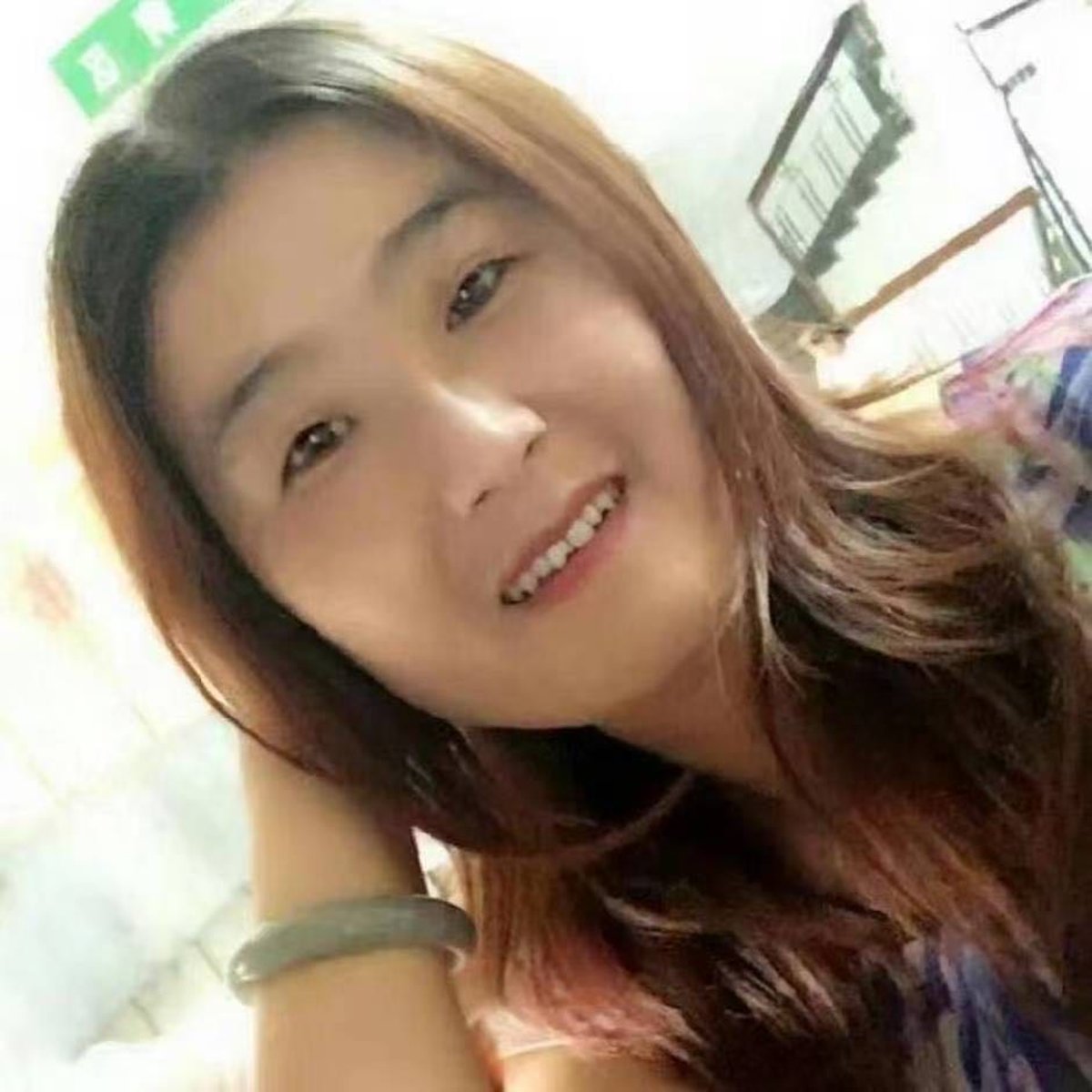 唐英姣