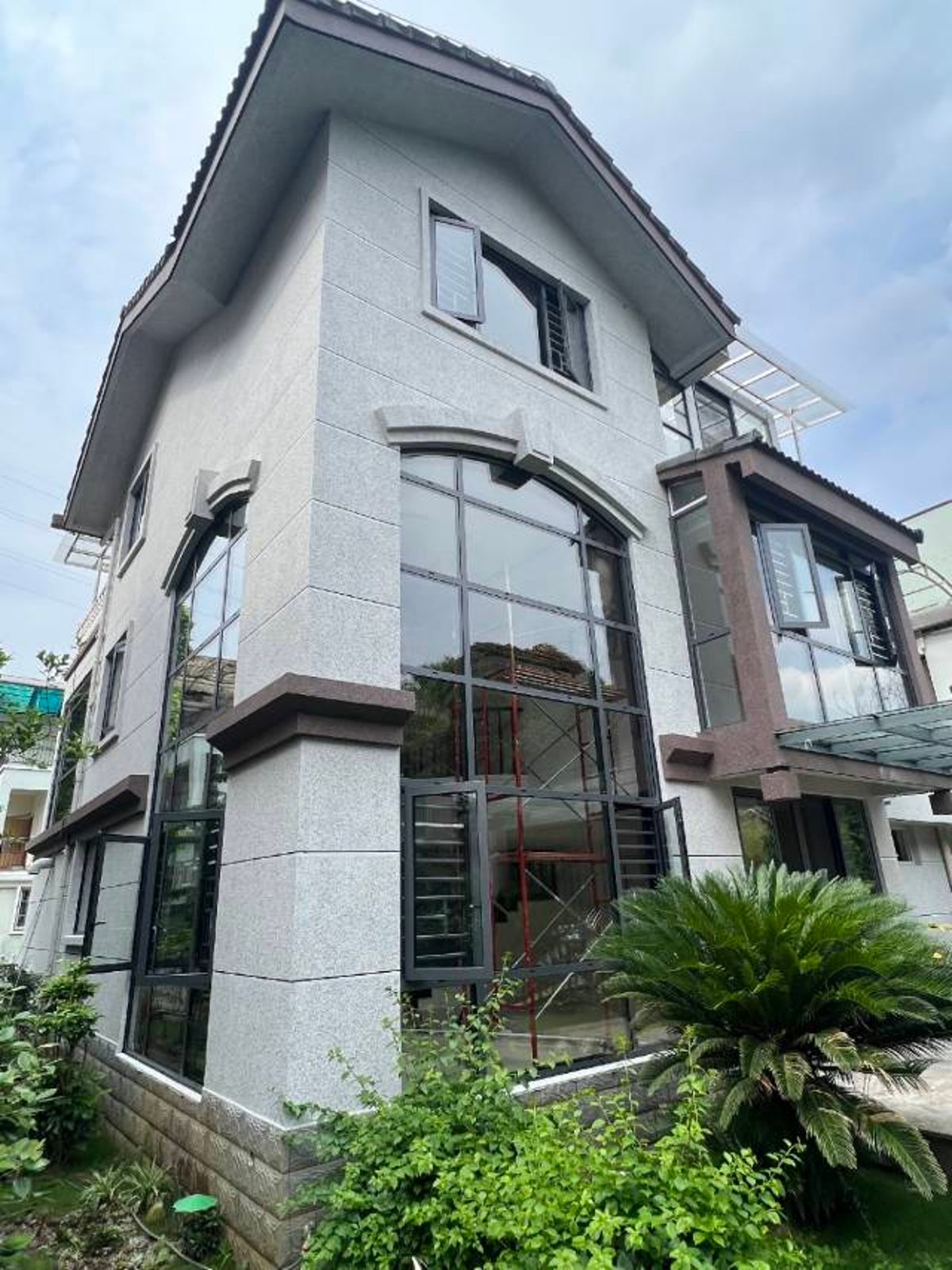 翡翠山庄豪装别墅，272㎡五居室，288.8万享品质生活 大图