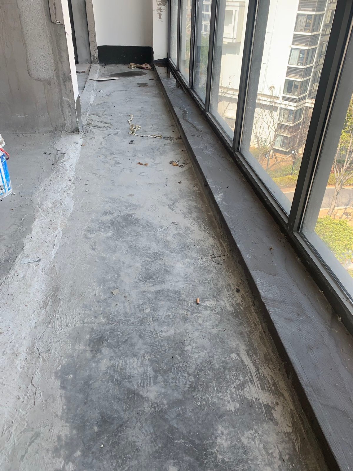 漓江边买一层得二层 带车位120㎡ 3室2厅2卫 66万 缩略图4