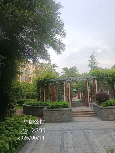 121㎡东边户+南北通透，双优学府不占学籍，真正拎包入住