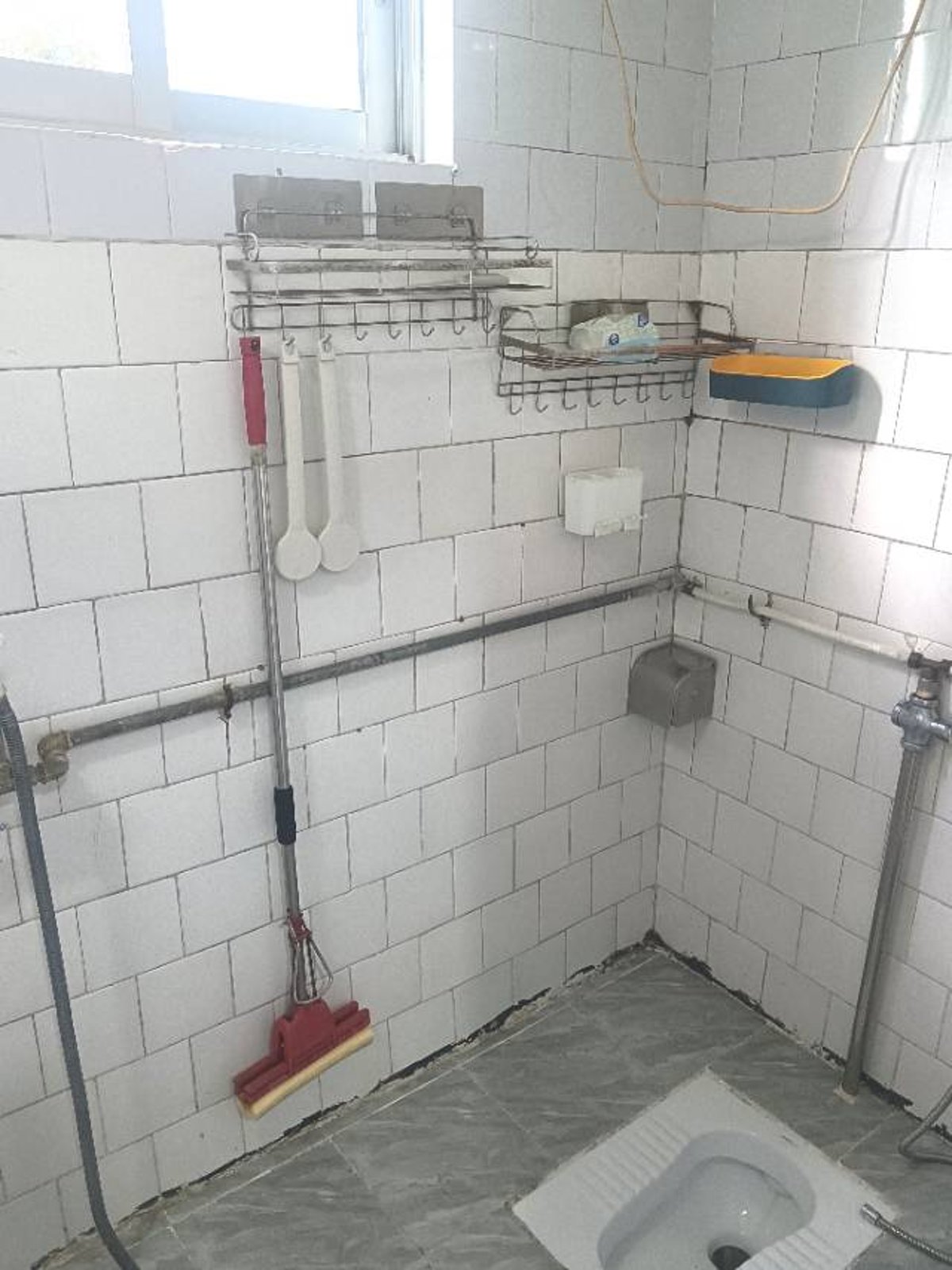 石油六公司小区A区，南北通透两居室，总价28万 缩略图6