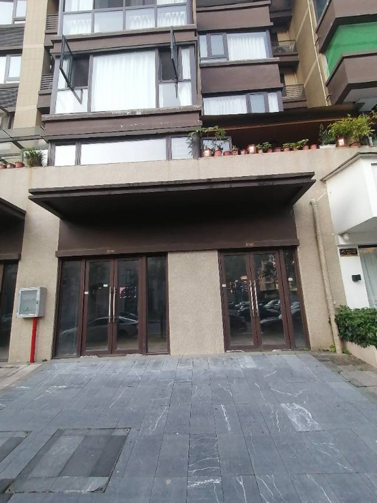 兴进漓江壹号龙腾阁 临街商铺 44平 毛坯 可灵活规划 大图