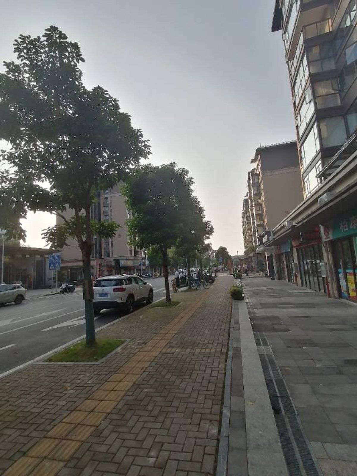 兴进漓江壹号临街商铺，50平灵动空间，投资自用两相宜 缩略图2