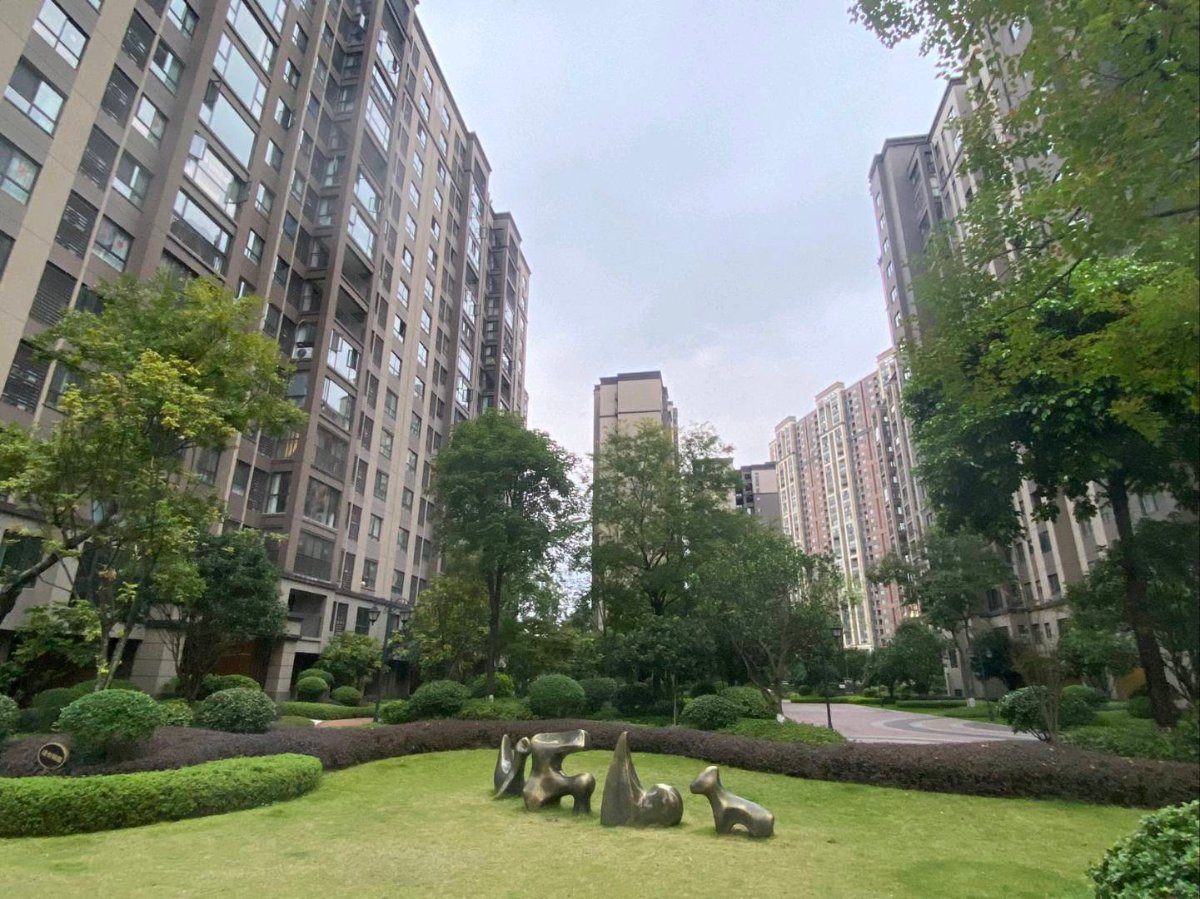 汇荣桂林玺悦里 3室2厅 毛坯好房 东向采光佳 缩略图9