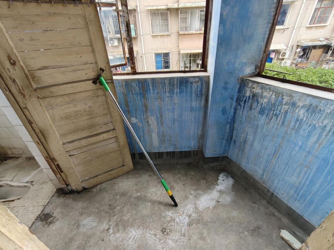 石油六公司A区56㎡两室一厅 简装23万 缩略图3