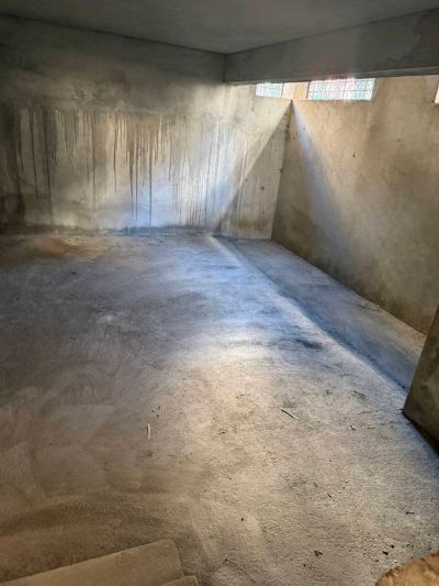 七彩黄金村 6室2厅4卫 285㎡ 126万