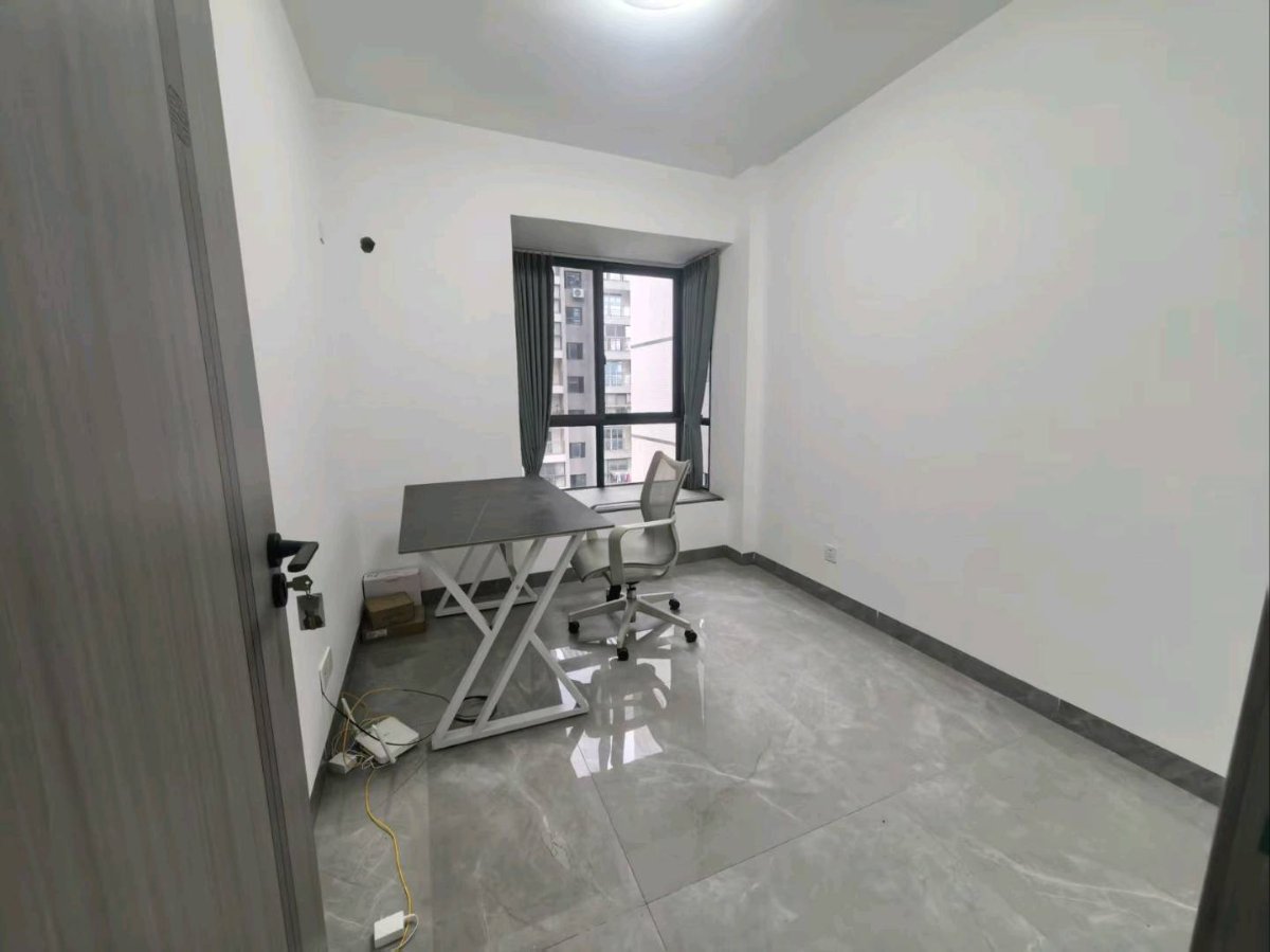 骖鸾雅居 120㎡ 3室2厅2卫 2100元/月 缩略图3