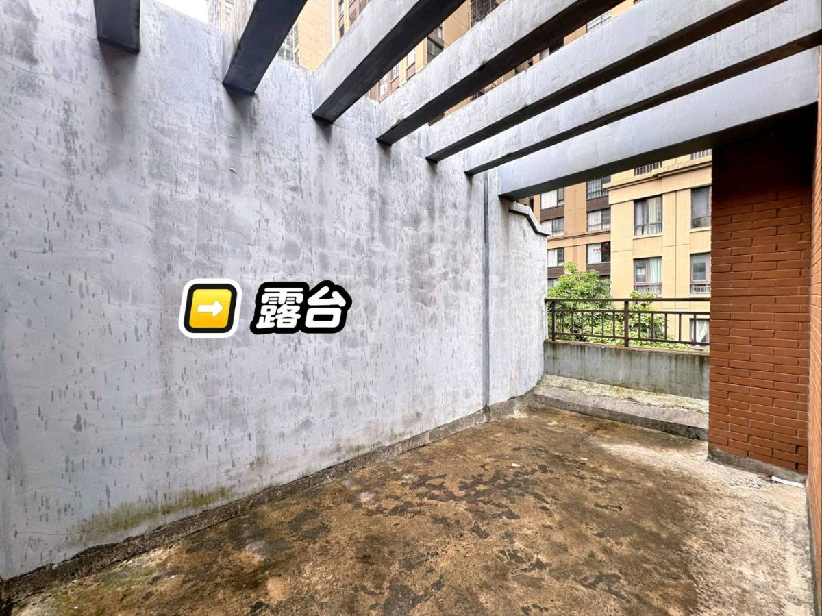 捡漏 全小区最便宜 兴荣郡别墅 缩略图3